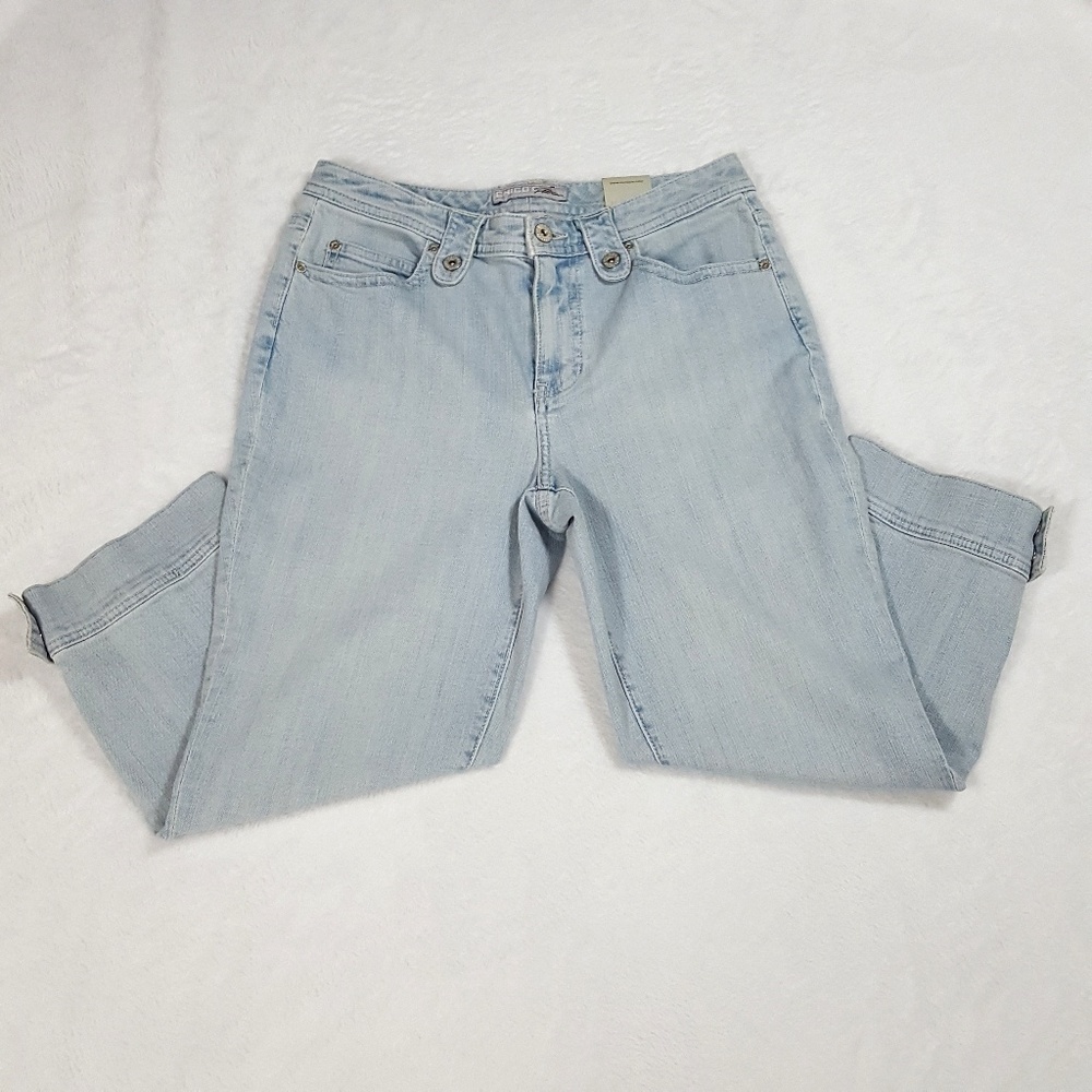 NWT Chico's Platinum Crop Capris Jeans Size 0